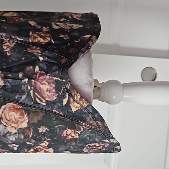 Lululemon NWT Sculpt Tank II - Picture 8 of 9